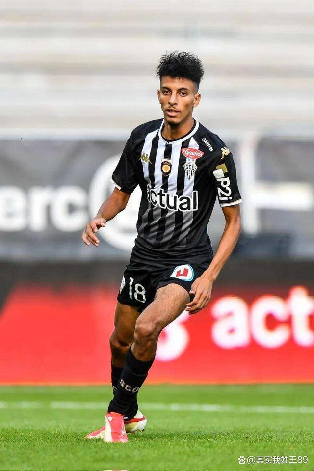 包含浙江队赛前外线爆发，志在英超名次提升，媒体盛赞，球探报告显示潜力的词条-爱游戏娱乐